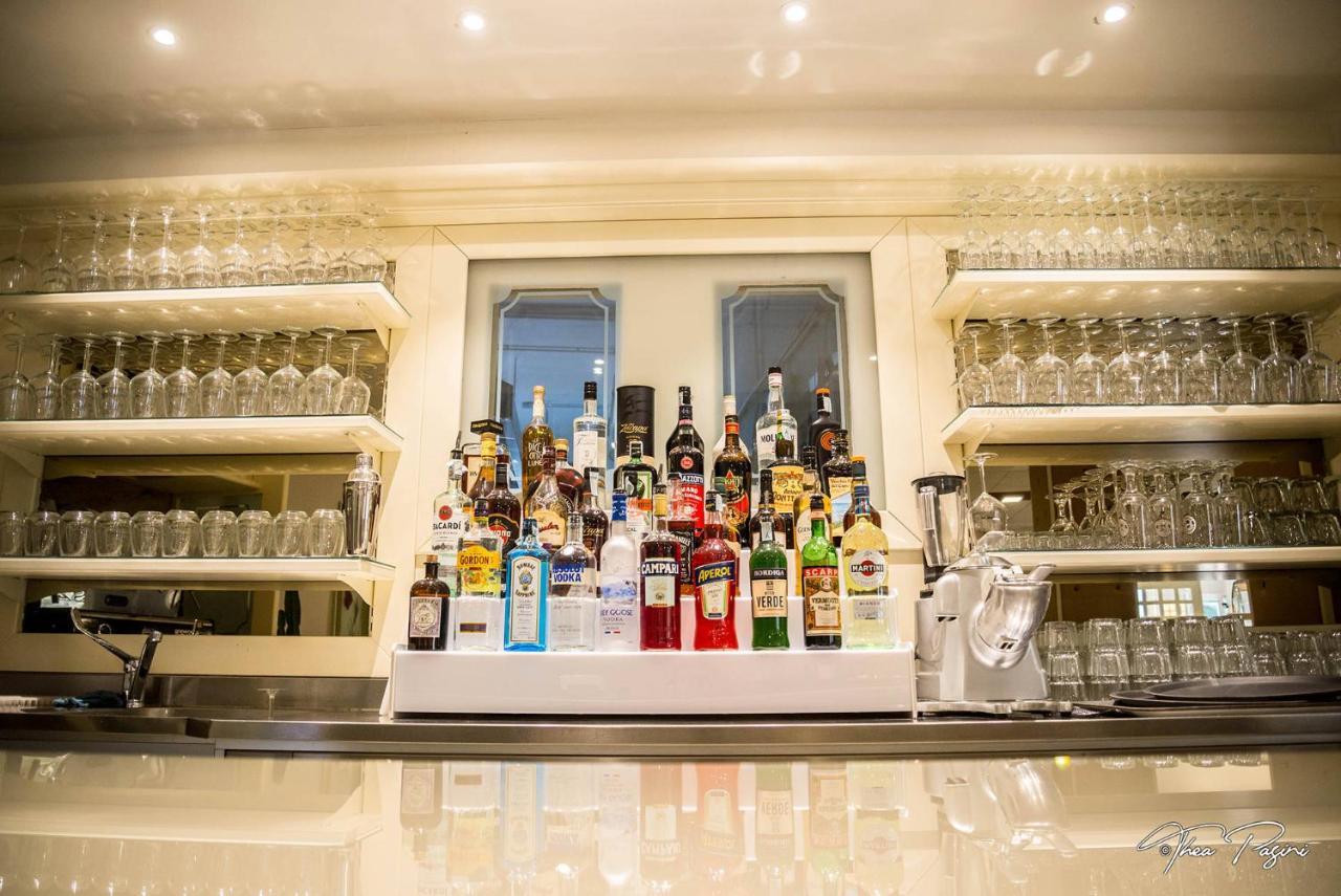 Hotel Lonatino Лонато Екстер'єр фото