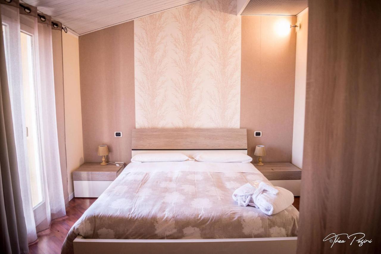 Hotel Lonatino Лонато Екстер'єр фото