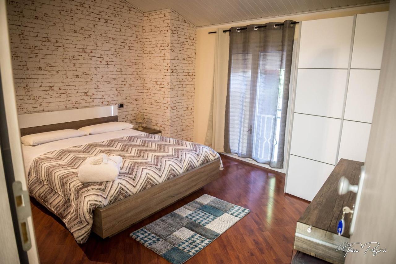 Hotel Lonatino Лонато Екстер'єр фото
