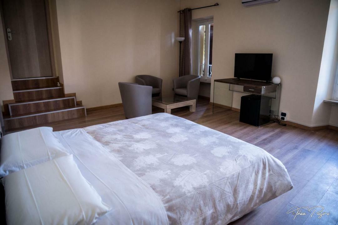 Hotel Lonatino Лонато Екстер'єр фото