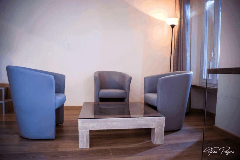 Hotel Lonatino Лонато Екстер'єр фото